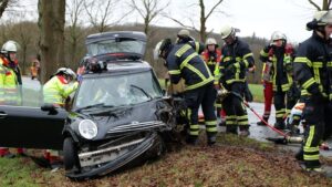 FW-DO: Schwerer Verkehrsunfall in Holzen