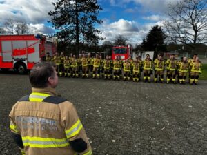 FW-GL: 20 neue Feuerwehrfrauen und -männer für Bergisch Gladbach