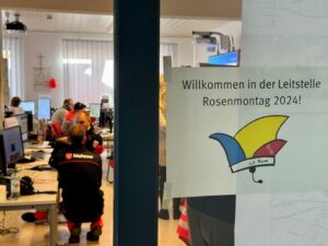 FW Mainz: Bilanz des Rosenmontags aus Sicht von Feuerwehr und Sanitätsdienst