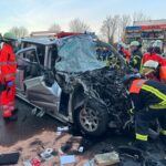 FW Königswinter: Zwei Schwerstverletzte nach Verkehrsunfall auf Autobahn A3 – Feuerwehr rettet eingeklemmten Fahrer