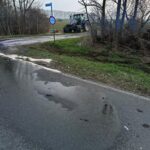 FW Xanten: Auslaufende Betriebsstoffe nach Verkehrsunfall