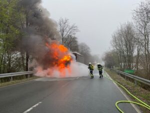 FW-EN: LKW-Brand auf Dahlerbrücker Straße