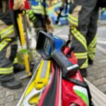 FW Hünxe: Feuer an einem Baum – Schnelles Eingreifen eines Passanten verhinderte Schlimmeres