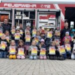 FW-KLE: Zum internationalen Tag des Kindergartens: Vorschulkinder besuchen die Freiwillige Feuerwehr Bedburg-Hau