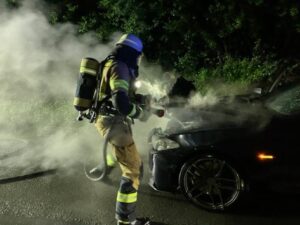 FW-HAAN: Einsatzreiche Tage für die Feuerwehr Haan