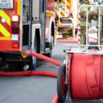 FW Dresden: Meterhohe Flammen rufen die Feuerwehr auf den Plan