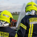 FW Flotwedel: Werkstattbrand in Neuhaus entpuppt sich als realistische Einsatzübung 