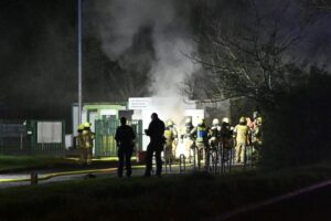 FW Pulheim: Feuer auf Brauweiler Sportplatz