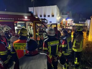 FW LK Neunkirchen: Großeinsatz auf ehemaligem Gießereigelände in Ottweiler